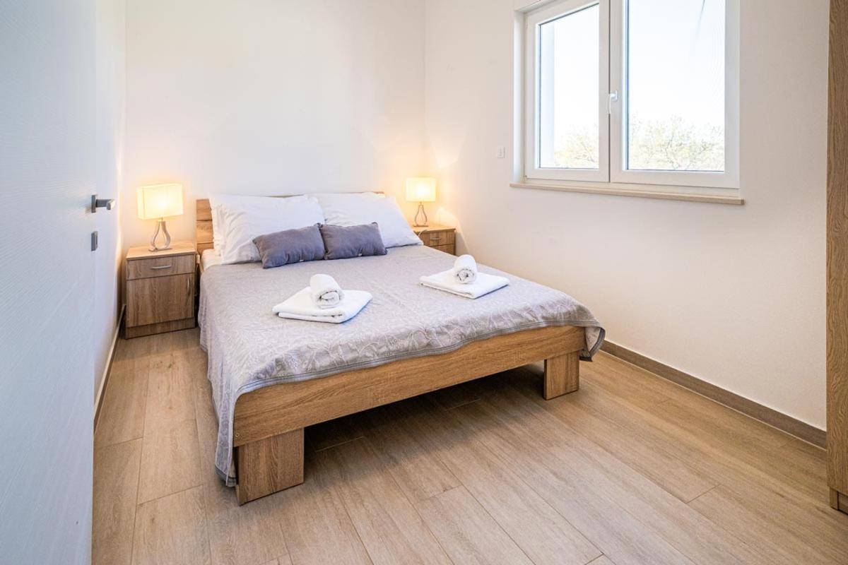 Villa Smile Liznjan Ngoại thất bức ảnh